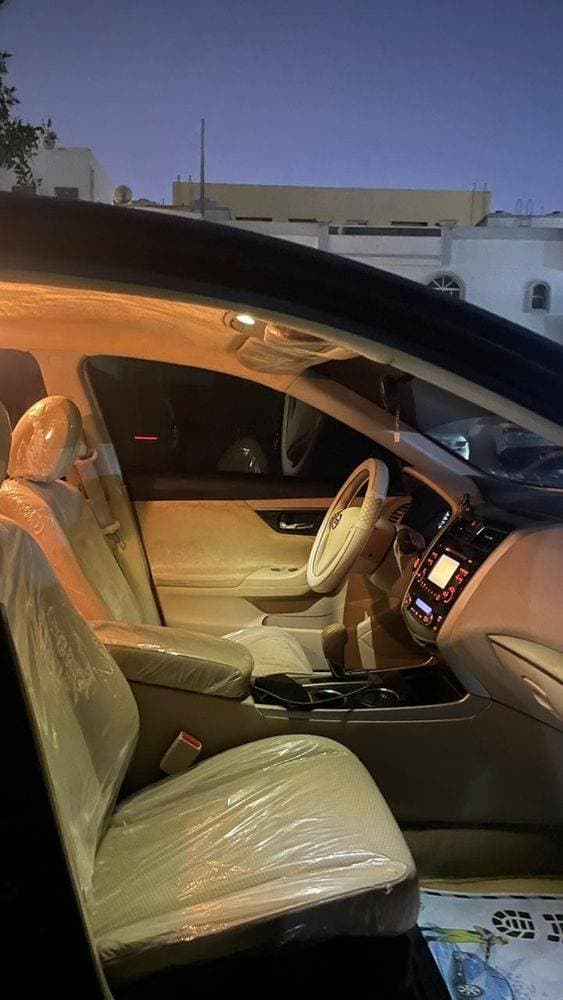 2013 Nissan Altima thumbnail 3