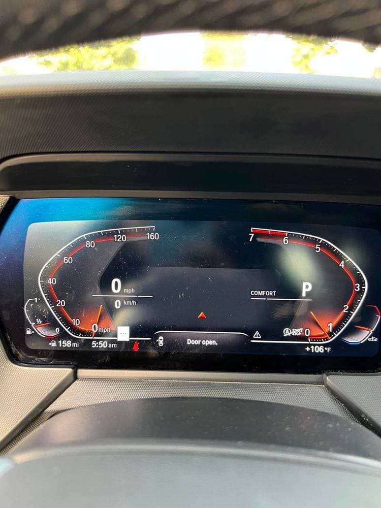 2024 BMW 2 Series Convertible thumbnail 3