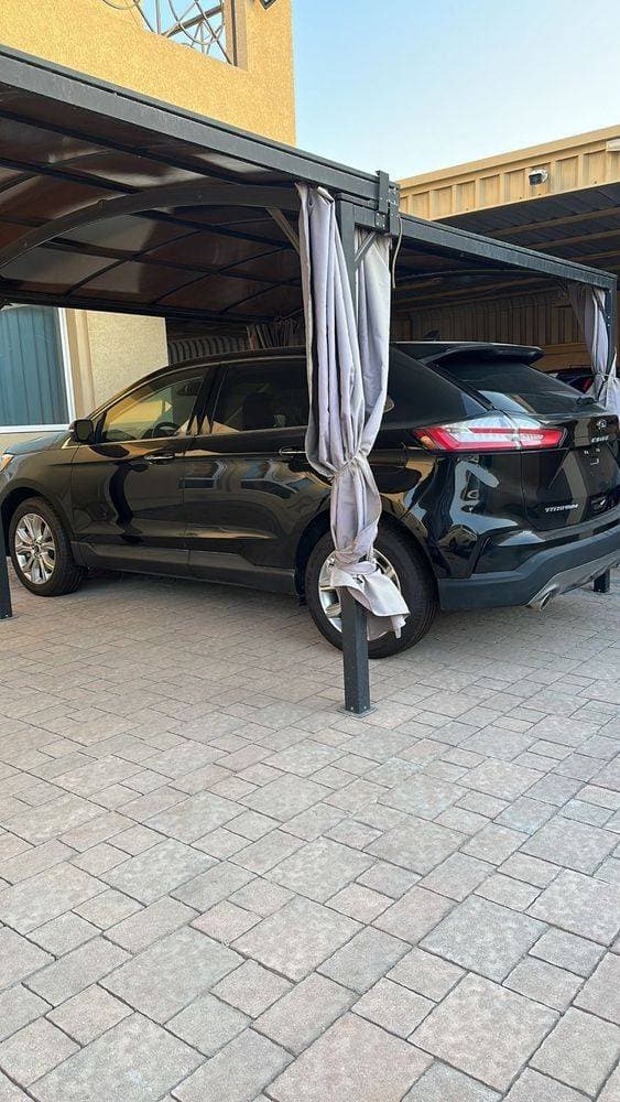 2024 Ford Edge thumbnail 2