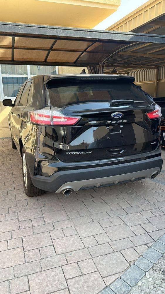 2024 Ford Edge thumbnail 4