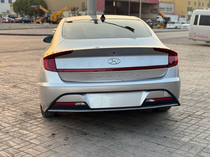 2022 Hyundai Sonata thumbnail 3