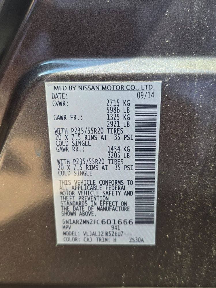 2015 Nissan Pathfinder thumbnail 4