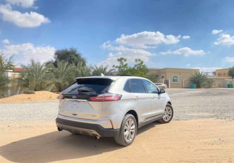 2019 Ford Edge thumbnail 3