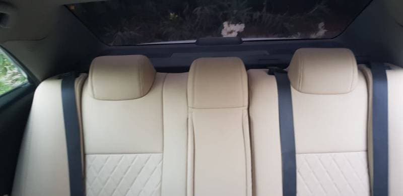 2015 Toyota Camry thumbnail 3