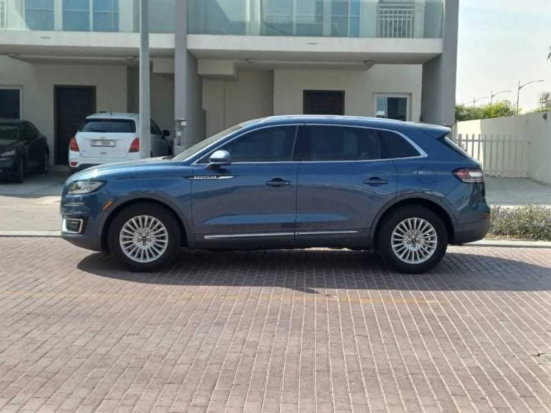 2019 Lincoln Nautilus thumbnail 2