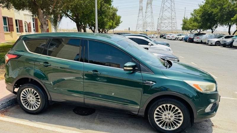 2017 Ford Escape thumbnail 4