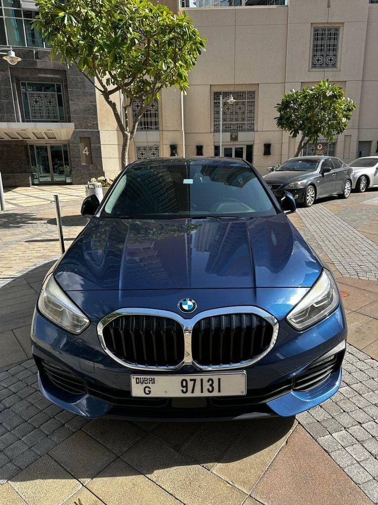 2021 BMW 1 Series Hatchback thumbnail 3