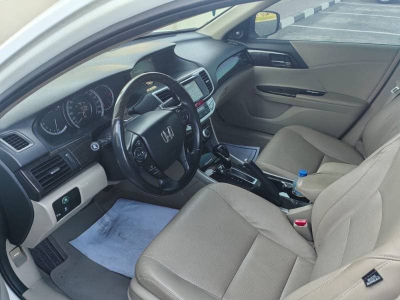 2014 Honda Accord thumbnail 3
