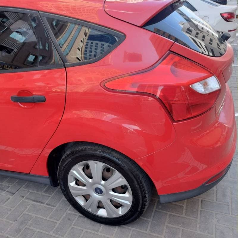 2014 Ford Focus thumbnail 5