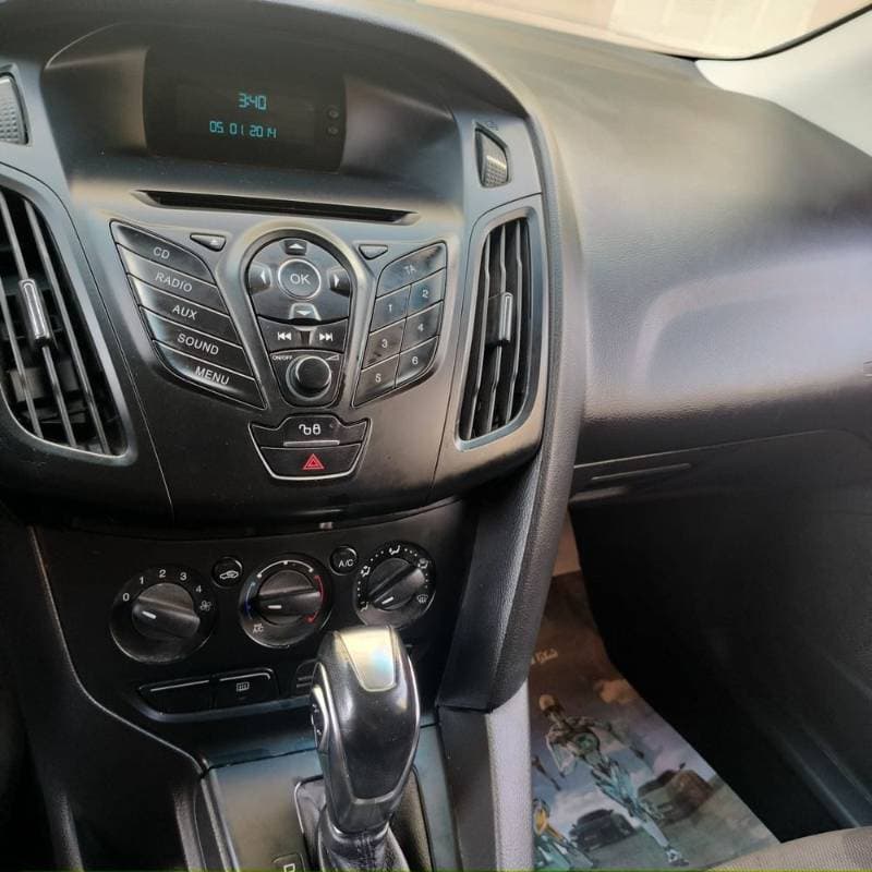 2014 Ford Focus thumbnail 3