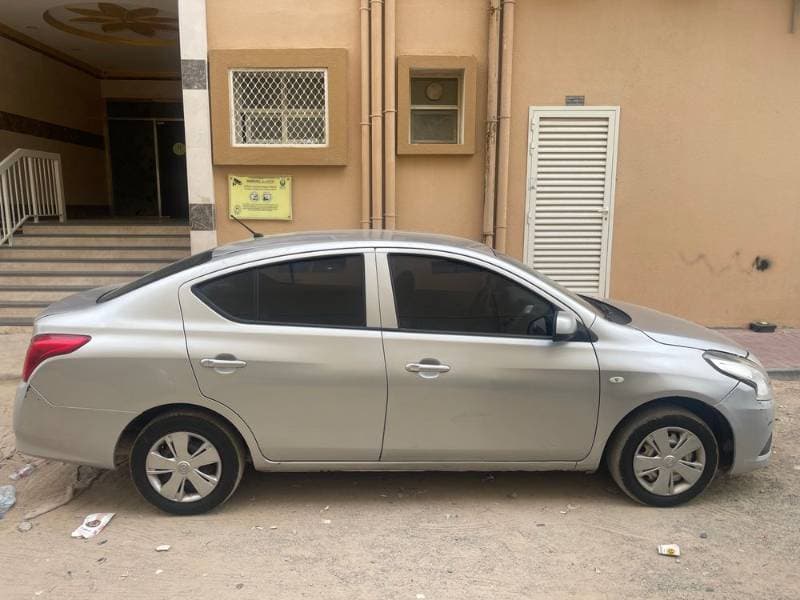 2018 Nissan Sunny thumbnail 3