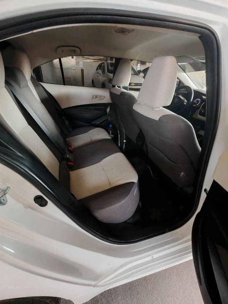 2021 Toyota Corolla thumbnail 4