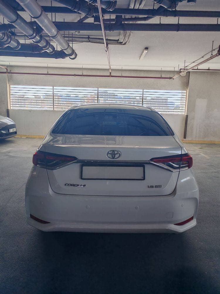 2021 Toyota Corolla thumbnail 5