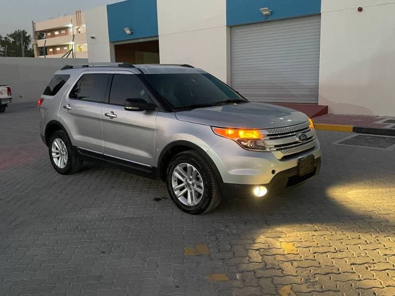 2011 Ford Explorer thumbnail 5