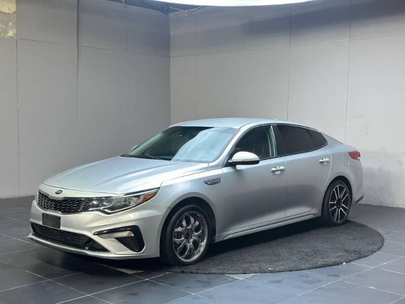 2020 Kia Optima thumbnail 2