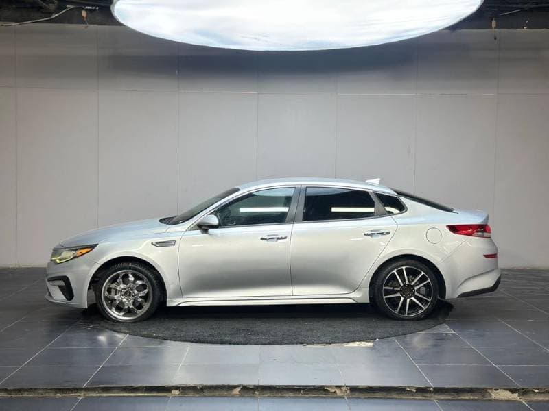 2020 Kia Optima thumbnail 4