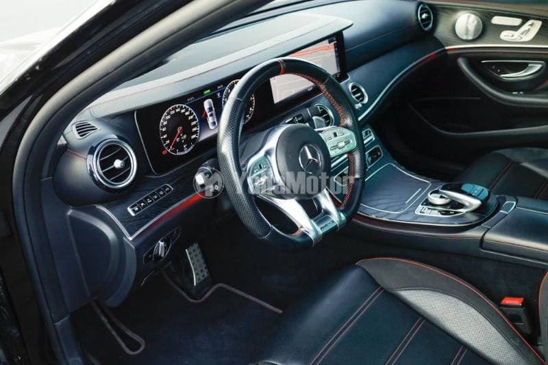 2019 Mercedes-Benz E-Class thumbnail 8