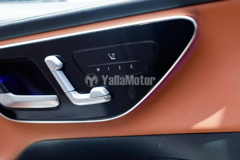 2023 Mercedes-Benz GLC-Class thumbnail 7