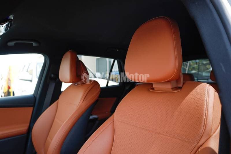 2023 Mercedes-Benz GLC-Class thumbnail 8