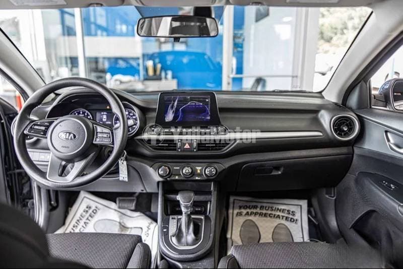 2021 Kia Forte thumbnail 4
