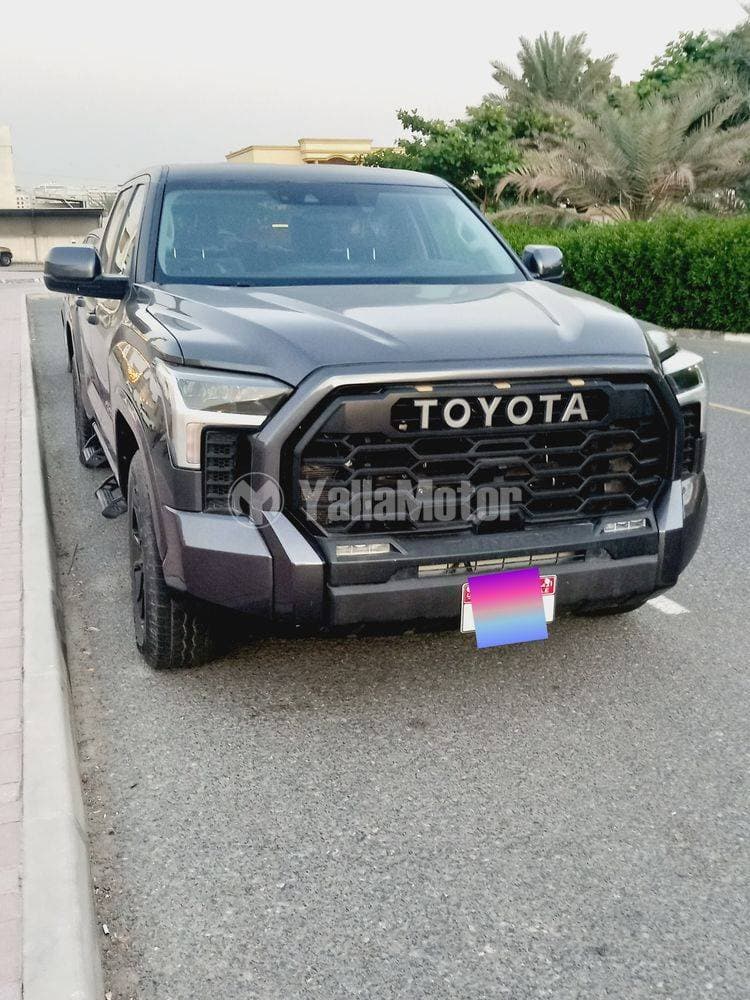 2022 Toyota Tundra thumbnail 2