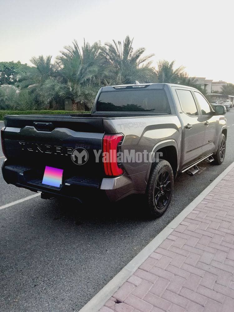 2022 Toyota Tundra thumbnail 3