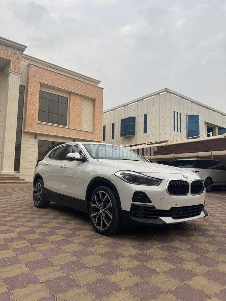 2022 BMW X2 thumbnail 2
