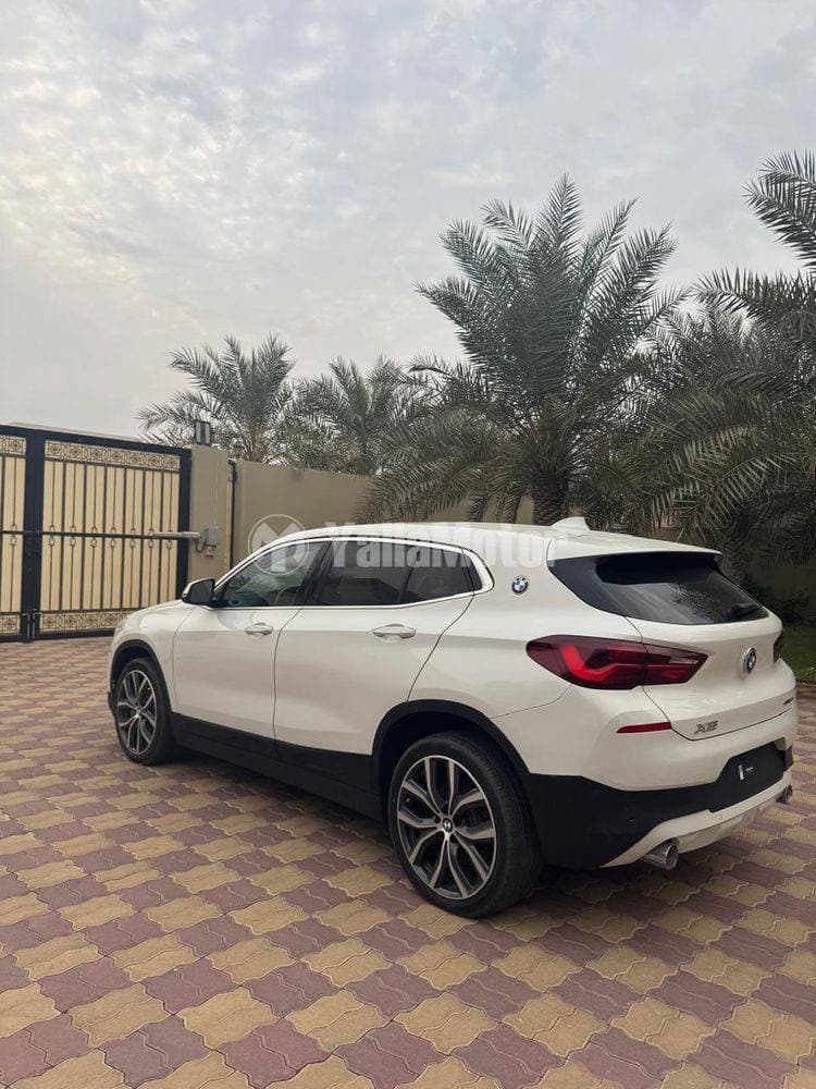 2022 BMW X2 thumbnail 3