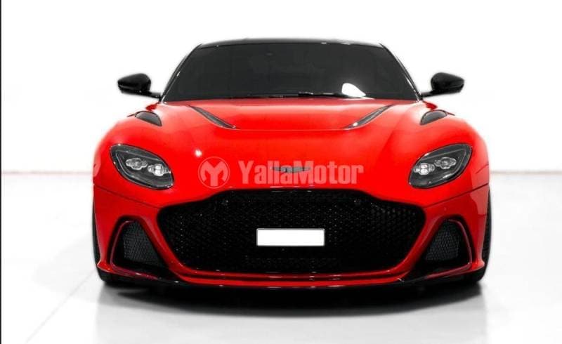 2023 Aston Martin DBS