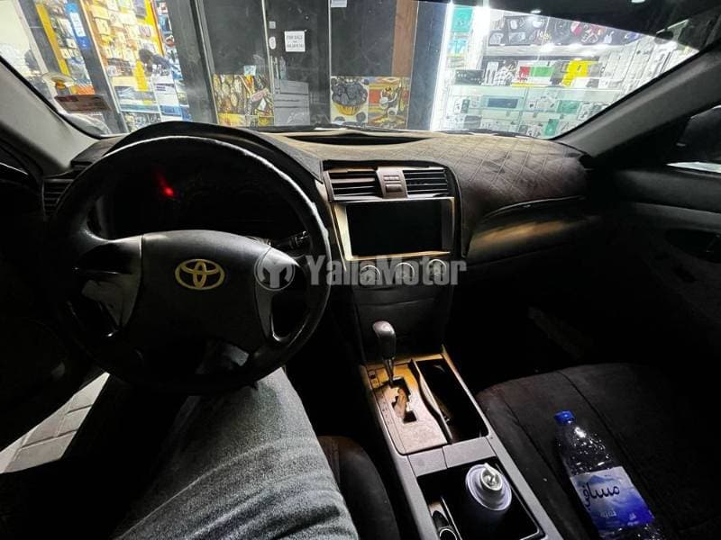 2011 Toyota Camry thumbnail 5