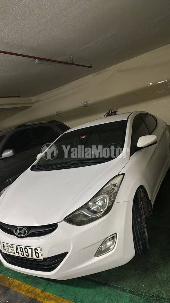 2013 Hyundai Elantra thumbnail 4