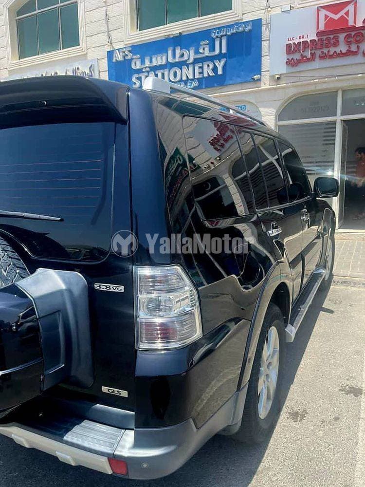 2008 Mitsubishi Pajero thumbnail 2