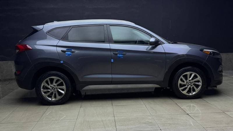 2018 Hyundai Tucson thumbnail 4