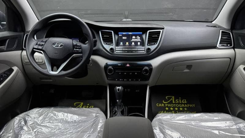 2018 Hyundai Tucson thumbnail 2