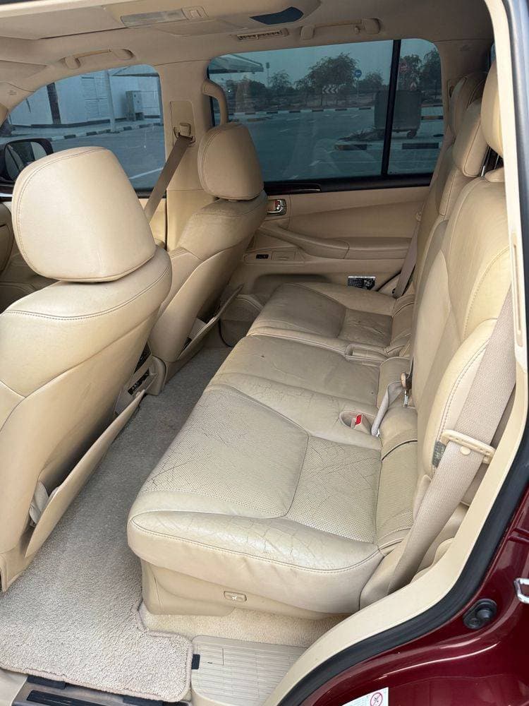 2009 Lexus LX 570 thumbnail 5