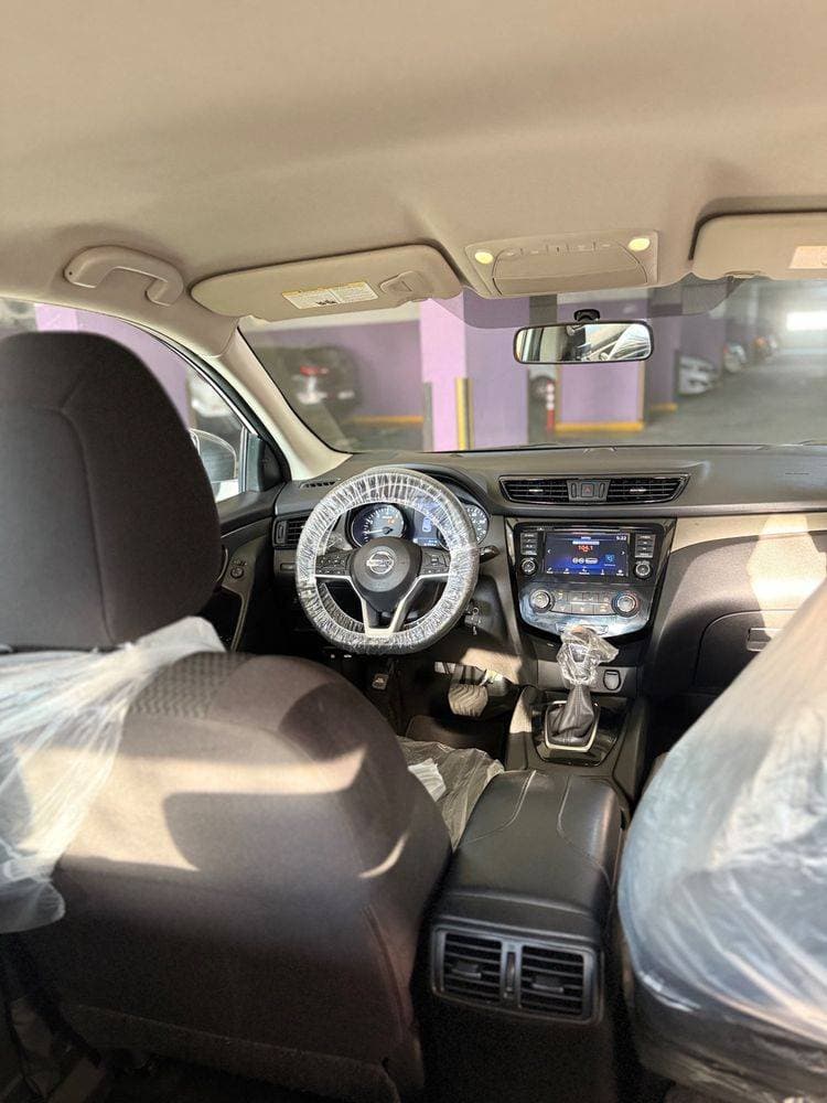 2019 Nissan Rogue thumbnail 4