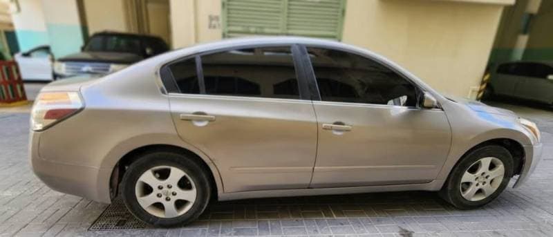 2012 Nissan Altima thumbnail 2