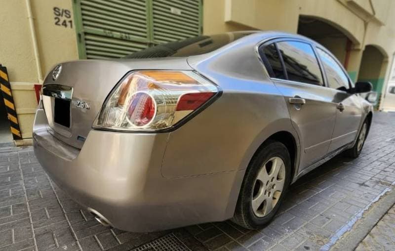 2012 Nissan Altima thumbnail 4