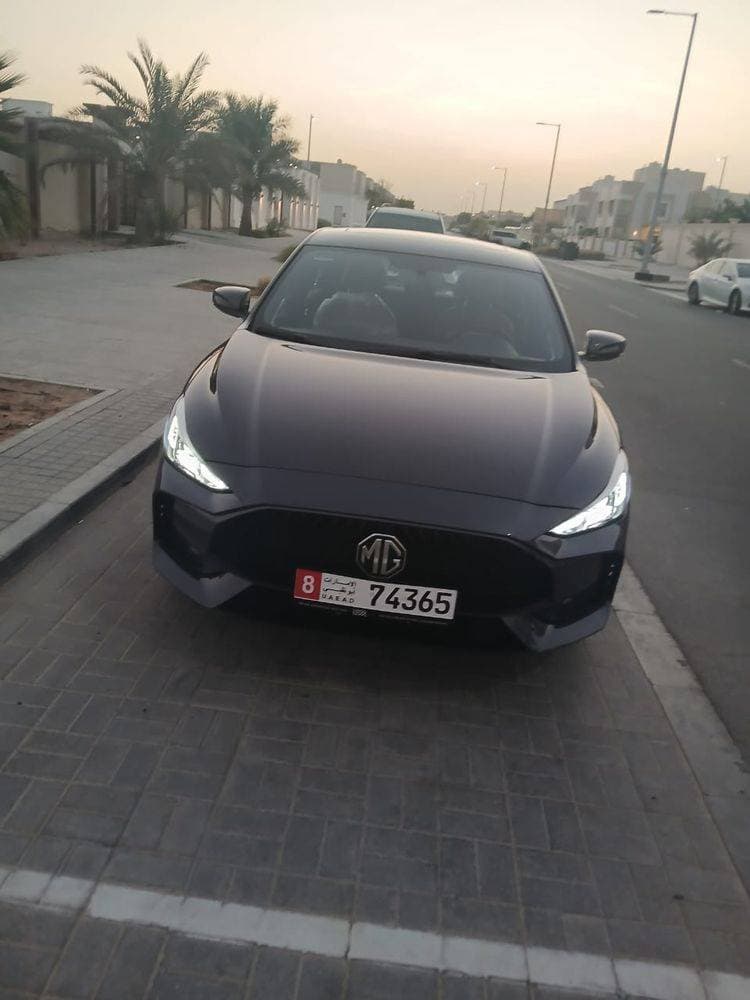 2025 MG GT