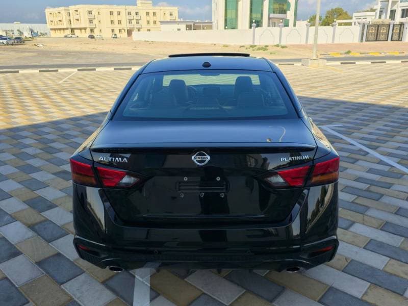 2019 Nissan Altima thumbnail 5
