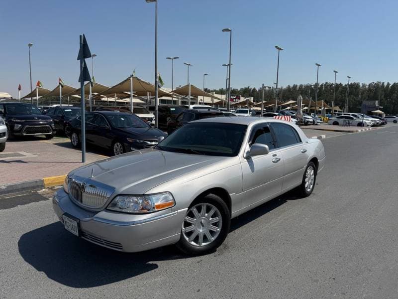 2011 Lincoln Town Car