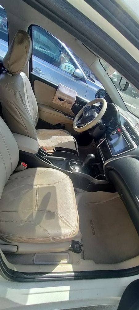 2016 Honda City thumbnail 2