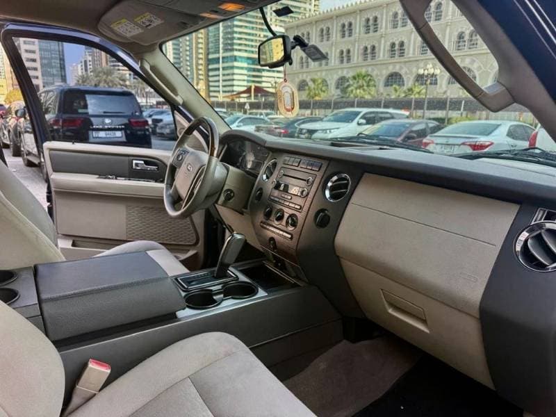 2014 Ford Expedition thumbnail 3
