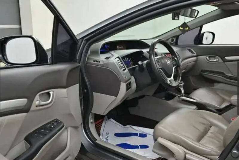 2012 Honda Civic thumbnail 5
