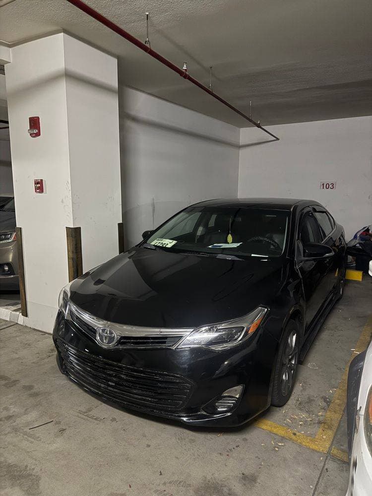 2015 Toyota Avalon thumbnail 4