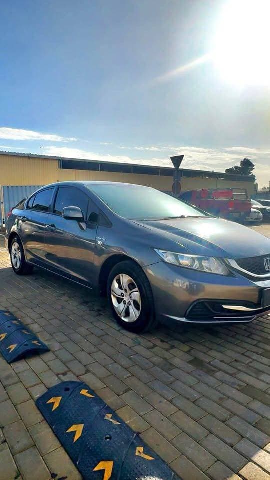 2013 Honda Civic thumbnail 2