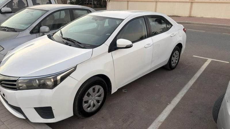 2015 Toyota Corolla thumbnail 2