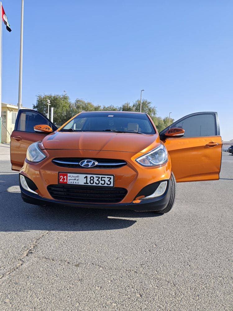 2016 Hyundai Accent thumbnail 4