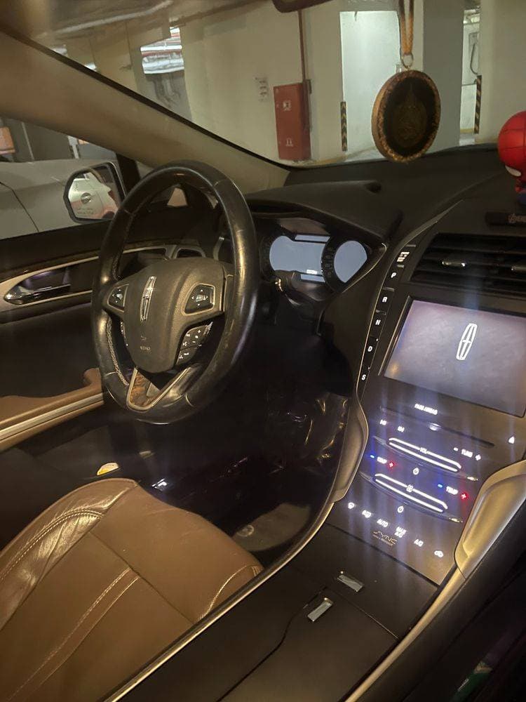 2015 Lincoln MKZ thumbnail 3