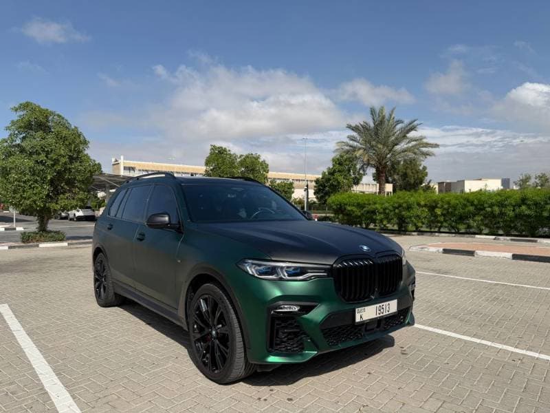 2022 BMW X7 thumbnail 4
